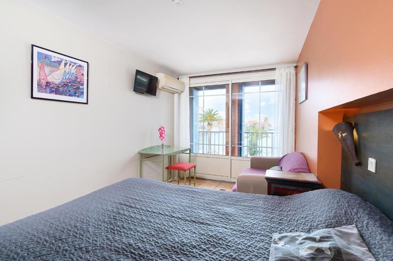Hotel Triton Колюр Екстериор снимка
